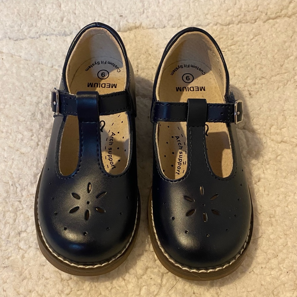 Maryjane style shoe